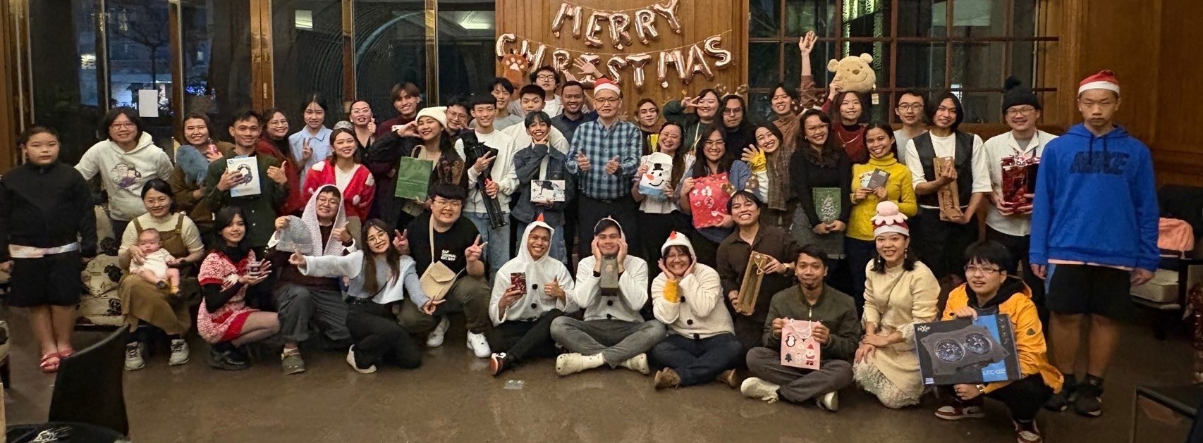 2024 年實驗室聖誕派對